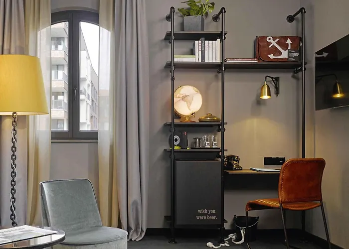 25hours Hotel Altes Hafenamt Hamburg